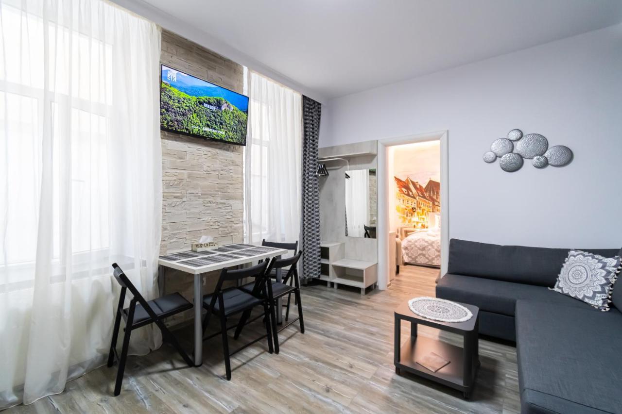 Okbrasov - Apartment & Studio In The Heart Of Old Town, Moments Away From The Black Church Eksteriør bilde