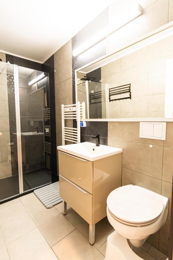 Okbrasov - Apartment & Studio In The Heart Of Old Town, Moments Away From The Black Church Eksteriør bilde